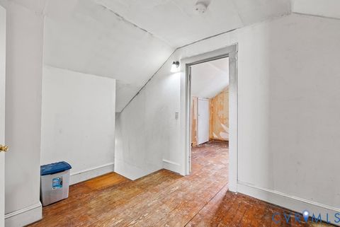 Tiny photo for 1707 11TH Avenue, Victoria, VA 23974 (MLS # 2533141)