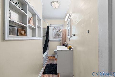 Tiny photo for 1707 11TH Avenue, Victoria, VA 23974 (MLS # 2533141)