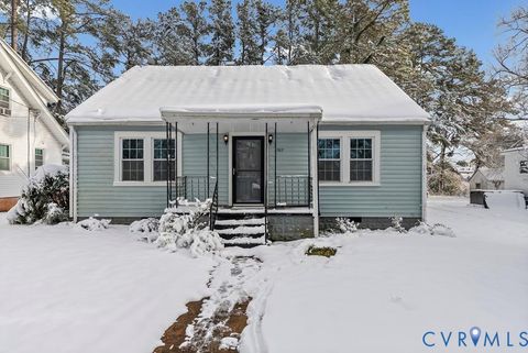 Photo of 1707 11TH Avenue, Victoria, VA 23974 (MLS # 2533141)
