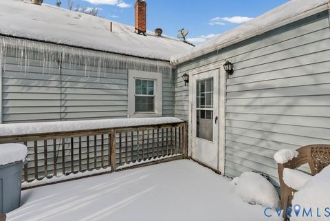 Tiny photo for 1707 11TH Avenue, Victoria, VA 23974 (MLS # 2533141)