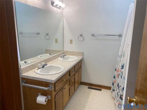 Tiny photo for 2716 Rollingwood Road, Petersburg, VA 23805 (MLS # 2621221)