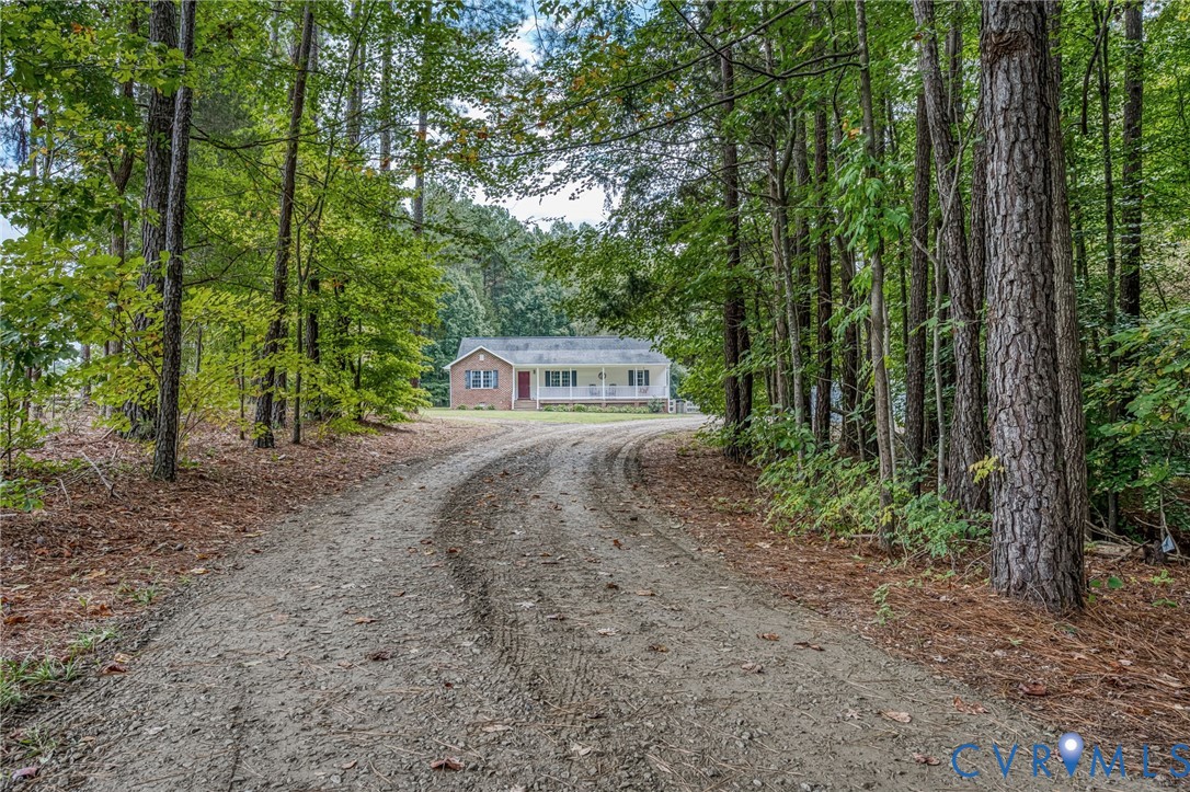 3176 Benchmark Trail