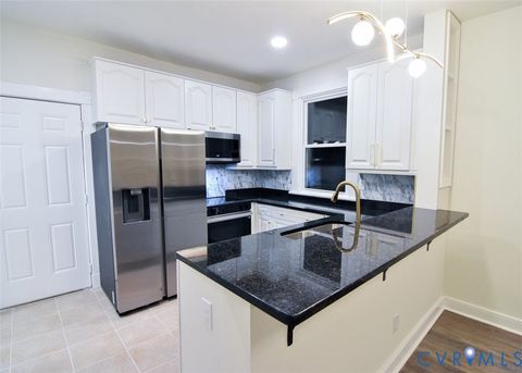 Tiny photo for 603 N 33rd Street, Richmond, VA 23223 (MLS # 2600028)