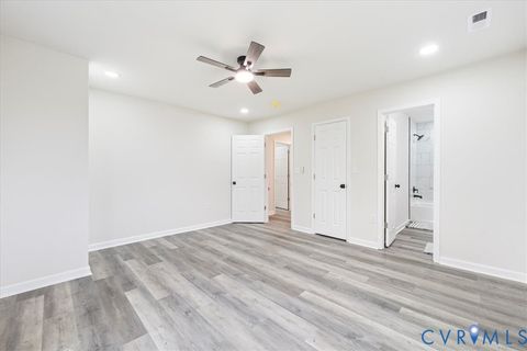 Tiny photo for 405 Shore Street, Petersburg, VA 23803 (MLS # 2602920)