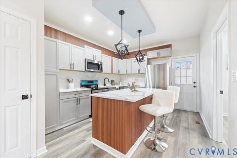 Tiny photo for 405 Shore Street, Petersburg, VA 23803 (MLS # 2602920)