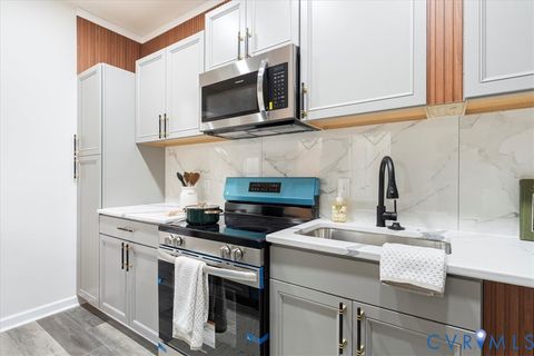 Tiny photo for 405 Shore Street, Petersburg, VA 23803 (MLS # 2602920)