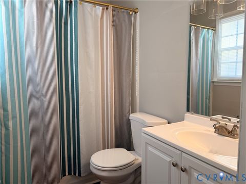 Tiny photo for 1704 Franklin Avenue, Colonial Heights, VA 23834 (MLS # 2603672)