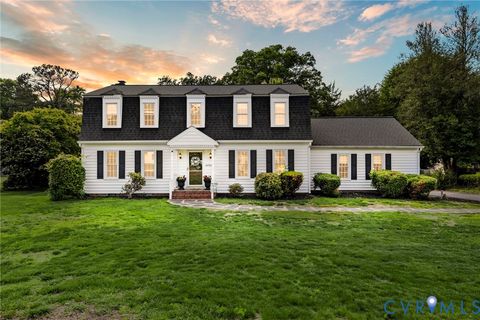Photo of 10706 Lunswood Road, Chester, VA 23831 (MLS # 2612977)