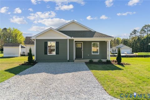 Photo of 16 Our Way Drive, Kilmarnock, VA 22482 (MLS # 2529251)