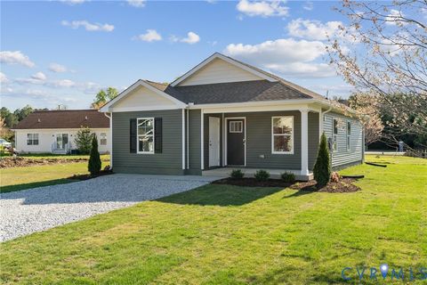 Tiny photo for 16 Our Way Drive, Kilmarnock, VA 22482 (MLS # 2529251)