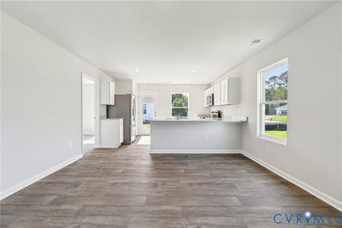 Tiny photo for 16 Our Way Drive, Kilmarnock, VA 22482 (MLS # 2529251)