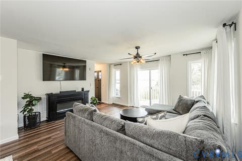 Tiny photo for 525 2nd Street, West Point, VA 23181 (MLS # 2622216)