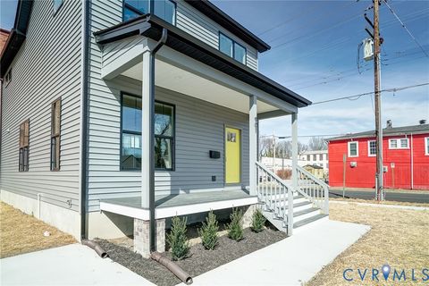 Tiny photo for 901 Commerce Street, Petersburg, VA 23803 (MLS # 2610923)