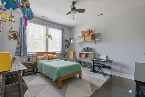 Tiny photo for 113 W 33rd Street, Richmond, VA 23225 (MLS # 2611886)