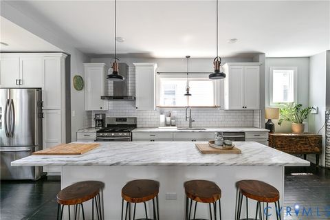 Tiny photo for 113 W 33rd Street, Richmond, VA 23225 (MLS # 2611886)