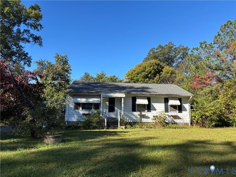 15704 Meridian Avenue Chester VA 23831