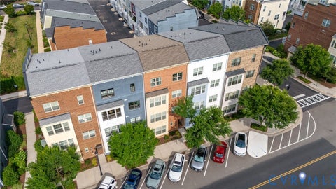 Photo of 2024 Libbie Lake West Street #B, Richmond, VA 23230 (MLS # 2623421)