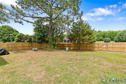 Tiny photo for 7497 Ridge Way, Mechanicsville, VA 23111 (MLS # 2613112)