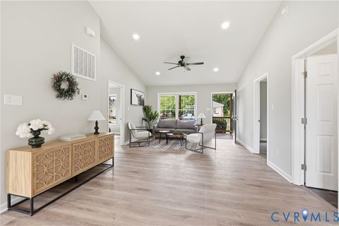 Tiny photo for 301 Memorial Avenue, Hopewell, VA 23860 (MLS # 2618630)