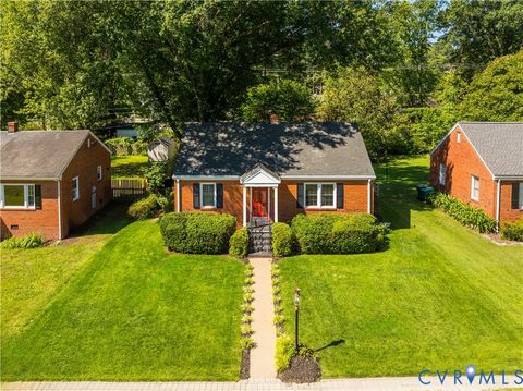 Tiny photo for 6305 Monument Avenue, Richmond, VA 23226 (MLS # 2612313)
