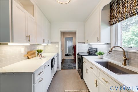 Tiny photo for 6305 Monument Avenue, Richmond, VA 23226 (MLS # 2612313)