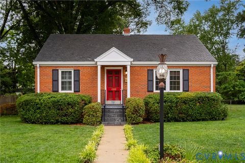 Tiny photo for 6305 Monument Avenue, Richmond, VA 23226 (MLS # 2612313)