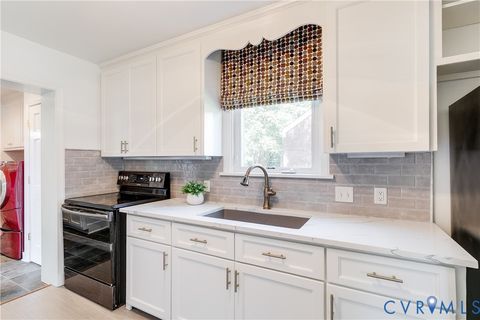 Tiny photo for 6305 Monument Avenue, Richmond, VA 23226 (MLS # 2612313)