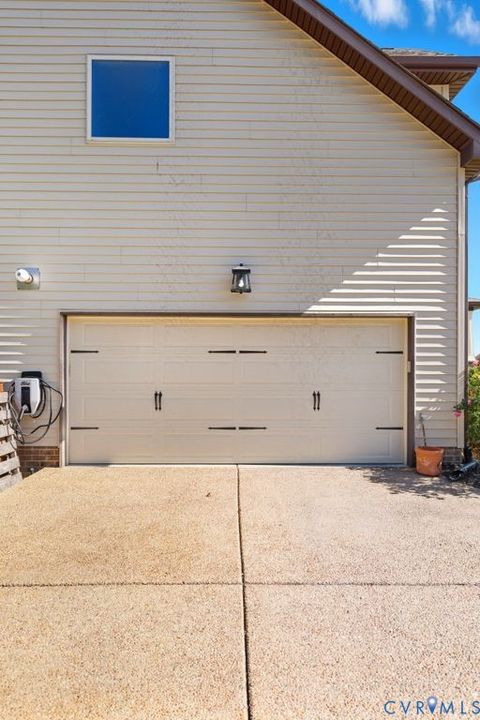 Tiny photo for 17554 Tree View Court, Moseley, VA 23120 (MLS # 2529852)