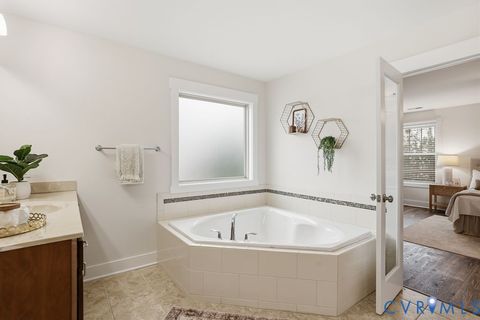 Tiny photo for 17554 Tree View Court, Moseley, VA 23120 (MLS # 2529852)