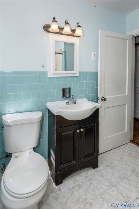 Tiny photo for 121 Lakeside Drive, Colonial Heights, VA 23834 (MLS # 2609021)