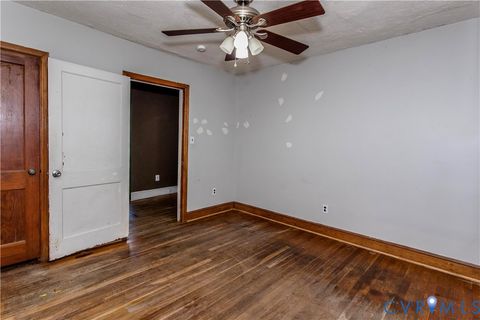 Tiny photo for 121 Lakeside Drive, Colonial Heights, VA 23834 (MLS # 2609021)