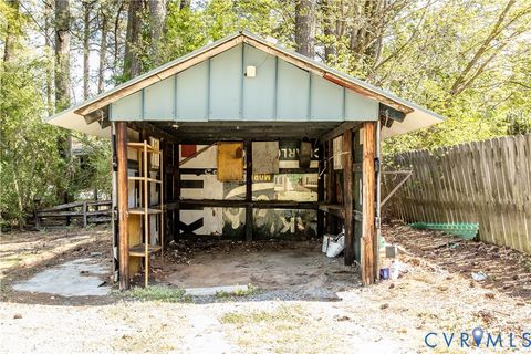 Tiny photo for 121 Lakeside Drive, Colonial Heights, VA 23834 (MLS # 2609021)