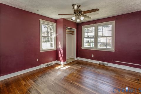 Tiny photo for 121 Lakeside Drive, Colonial Heights, VA 23834 (MLS # 2609021)