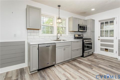 Tiny photo for 121 Lakeside Drive, Colonial Heights, VA 23834 (MLS # 2609021)