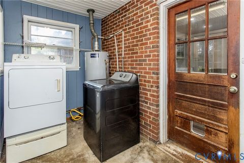 Tiny photo for 121 Lakeside Drive, Colonial Heights, VA 23834 (MLS # 2609021)