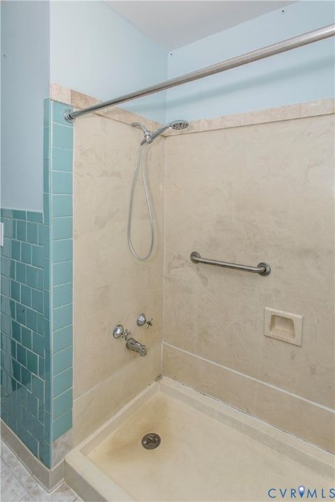 Tiny photo for 121 Lakeside Drive, Colonial Heights, VA 23834 (MLS # 2609021)