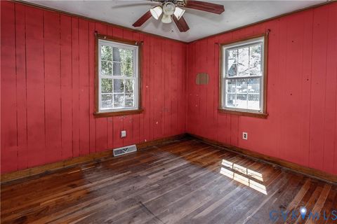 Tiny photo for 121 Lakeside Drive, Colonial Heights, VA 23834 (MLS # 2609021)