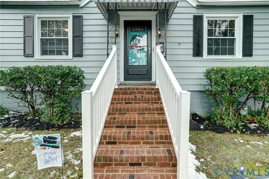 7502 Sweetbriar Road