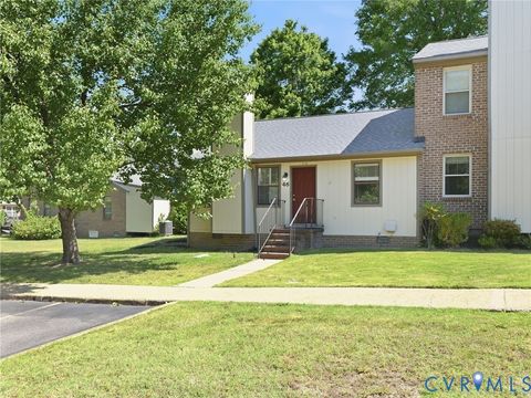 Photo of 46 James Square, Williamsburg, VA 23185 (MLS # 2613335)
