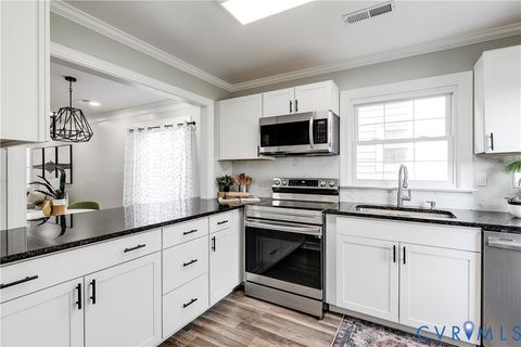 Tiny photo for 4203 Fitzhugh Avenue, Richmond, VA 23230 (MLS # 2606926)