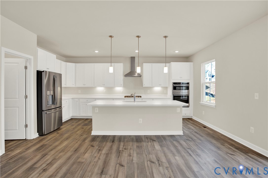 15913 Vermillion Lane