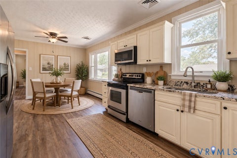 Tiny photo for 6227 Ellis Avenue, Henrico, VA 23228 (MLS # 2625923)
