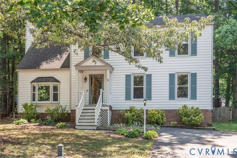 Photo of 2305 Turtle Hill Court, Chesterfield, VA 23112 (MLS # 2616960)