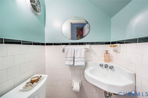 Tiny photo for 305 N Hamilton Street #D, Richmond, VA 23221 (MLS # 2624420)