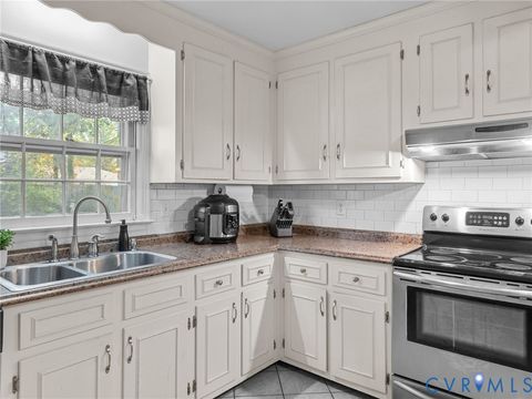 Tiny photo for 3306 Saint Charles Street, Hopewell, VA 23860 (MLS # 2530304)