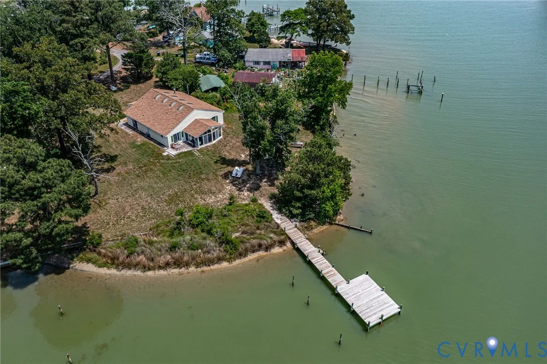 96 Potomac Shore Drive