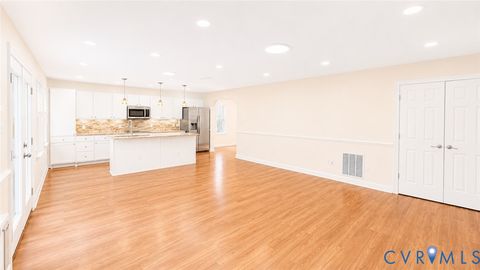 Tiny photo for 3804 Caroline AVE, Portsmouth, VA 23701 (MLS # 2619028)