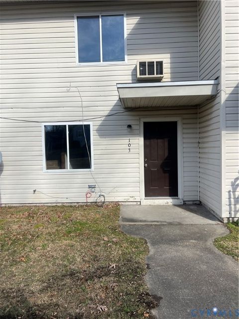 Photo of 103 Monticello Drive, Hopewell, VA 23860 (MLS # 2533399)