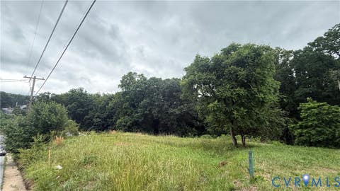 Tiny photo for 324 CLIFT Street, Martinsville, VA 24112 (MLS # 2615244)