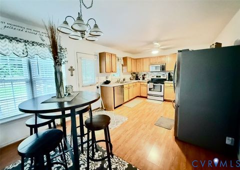 Tiny photo for 7016 Narragansett Court, Hanover, VA 23111 (MLS # 2527706)
